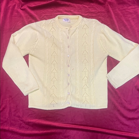 Vintage Sweaters - Vintage 60s Women’s Bright Yellow Acrylic Knit Cardigan Size Medium
